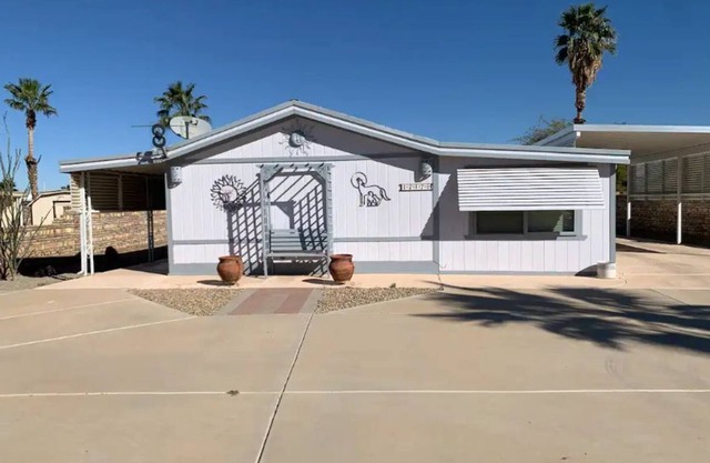 Festive Fortuna Foothills Home