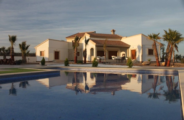 FINCA-VILLA ESMERALDA