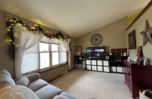 Charming home just 15 minutes from NFL Draft. Inspected and Licensed.