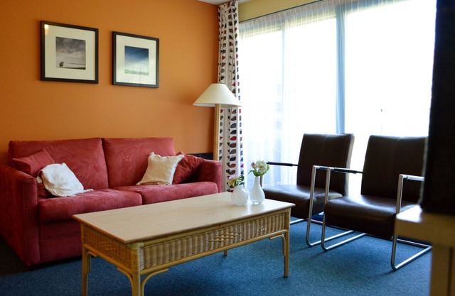 Fine apartment near beach, dunes and forest. With free use of swimming pool.
