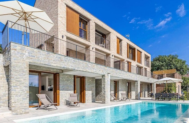 Edle moderne Villa mit Blick auf die Weinberge und einen Pool! - Villa Bianca