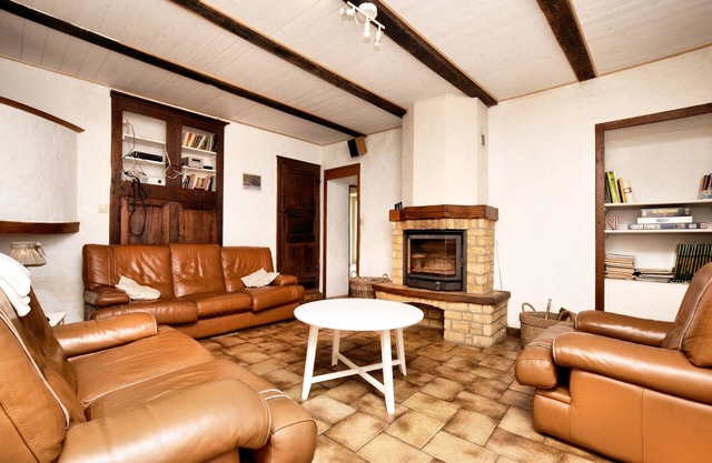 Luxuriöses Ferienhaus mit Infrarotsauna in Chiny