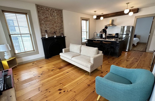 Finely Restored Apartment In Historic Building