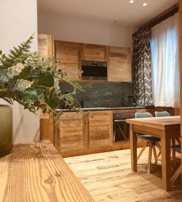 Fior di Roccia Apartments- in centro Cervinia, sauna privata, Matterhorn dream