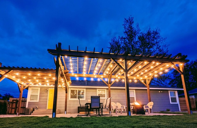 Fire Pit, Outdoor Living Space, 2 King Beds, Dog Friendly, One-Level Home