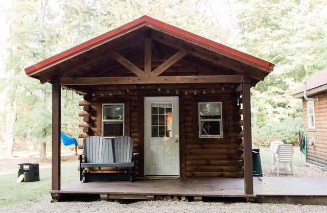 Fire Pit Private Cabins Retreat In The Woods!