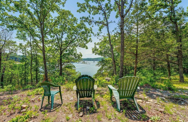 Fire Pit & Stunning Lake Views: Shell Knob Home!