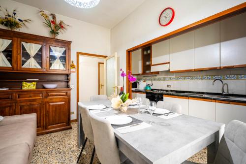 FIRENZE Appartamento Coverciano Rayna