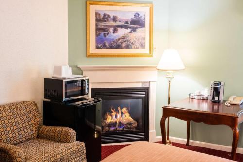 Fireside Inn and Suites Bangor