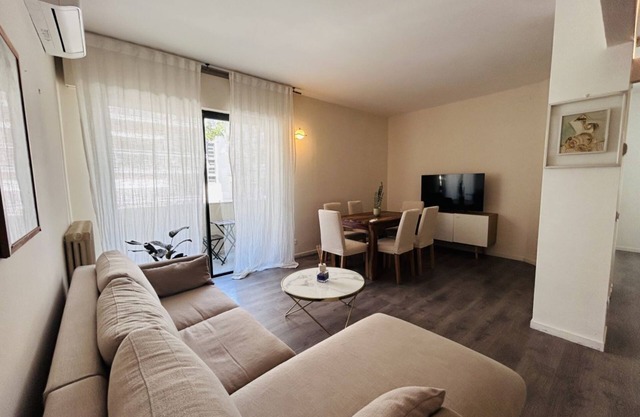 First Floor Flexrent - Abyssinia