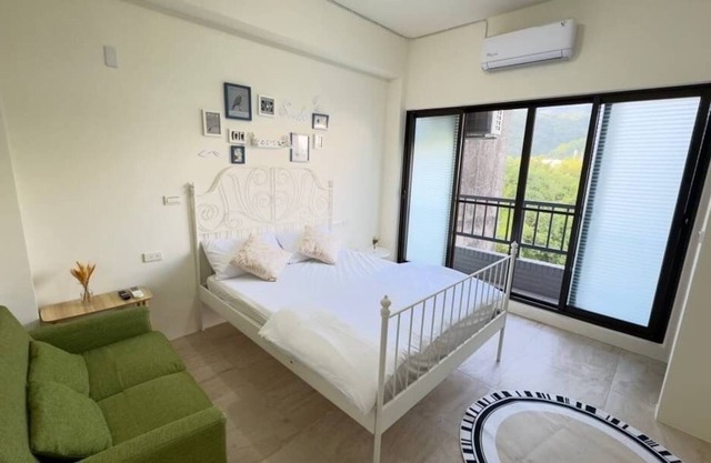 First fun Manhuo B&B