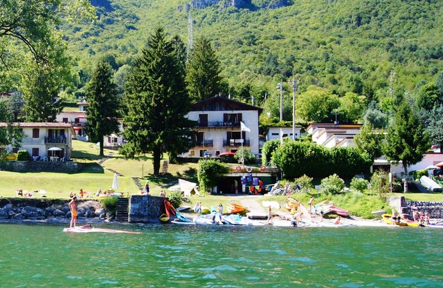 In erster Reihe zum See für 5 Personen