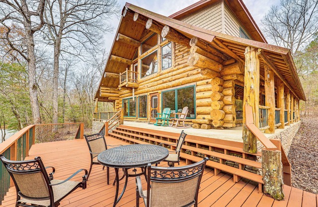 Fish, Boat & Hike: Pet-Friendly Cabin in Arkansas