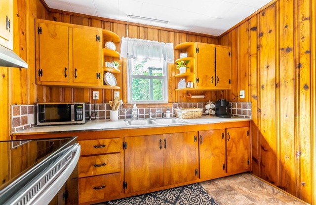 Fisherman's Haven on Quiet Cove in Claytor Lake! 2BS5