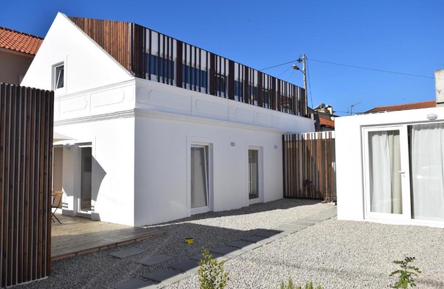Fisherman's House - a boat ride from Lisbon