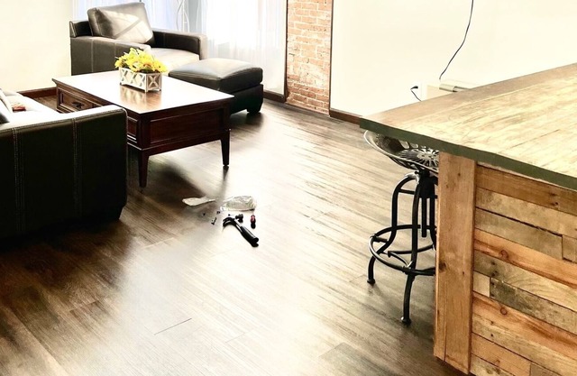 Fisherman's paradise, historic apartment located on Salmon River!