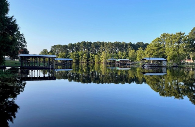 Fishers Getaway! Direct Lake Access w/ Private Dock and Boat Ramp!!!