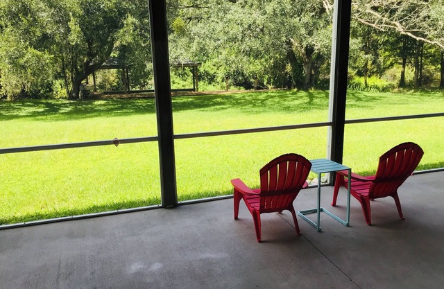 Fishing Kayak Waterfront Condo with Big Yard Pet Friendly Near Disney