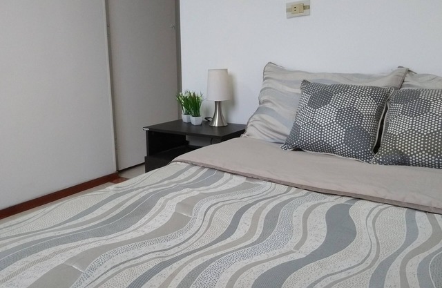 Fit Möbliert X Seasons 2 Alc + 2 Bäder in der Nähe der Station WOOD METRO