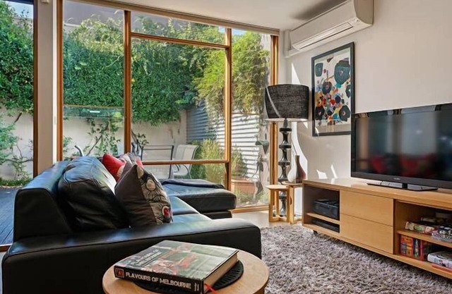 Fitzgeorge - geräumiges Haus in perfekter Lage im Inneren von Fitzroy Melbourne