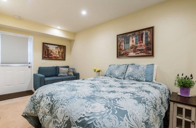 Five Star Jasmine Suite, WiFi, Business Ready