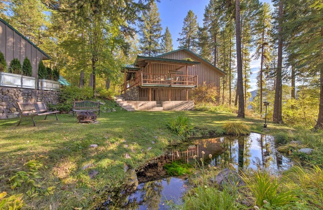 Five star luxurious cabin with top of the line amenities.