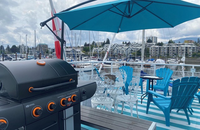 Boat hotel Flagship offers dockside accommodation, Catamaran, Paddle boards etc.