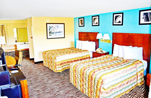 Flagship Inn & Suites
