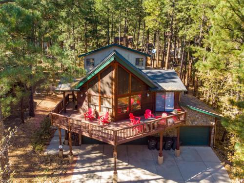 Flagstaff Retreat: Deck Spa Game Room Stunning Views