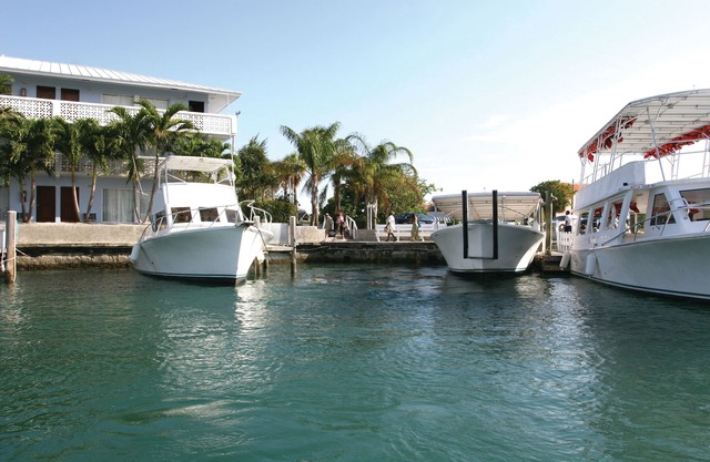 Flamingo Bay Hotel & Marina at Taino Beach
