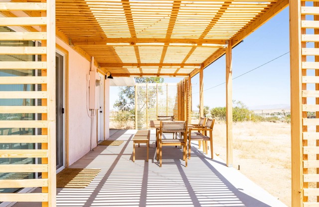 🌵Flamingo Ranch With a Dreamy Desert Design & Hot Tub🌵