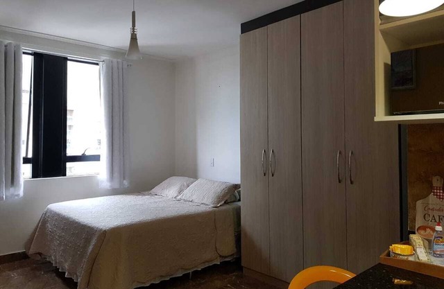 Flat com Tudo Novo, AR Condicionado e Estac Incluso