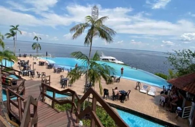 Flat com vista no Tropical Executive