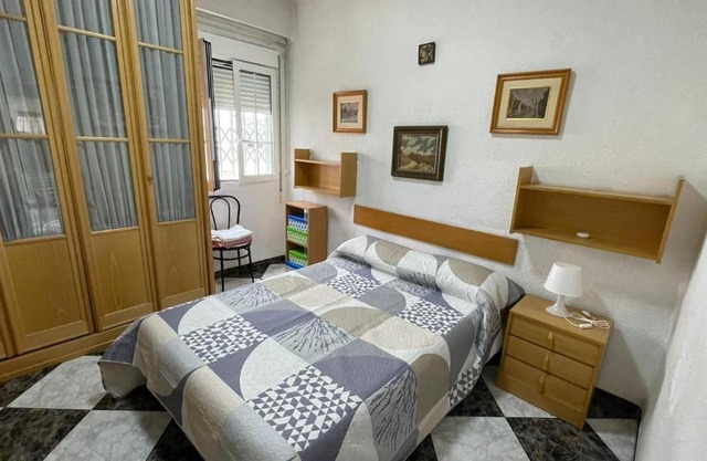 flat family near center and jardin turia avenida del cid