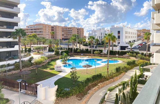 Flat in Los Arenales del Sol