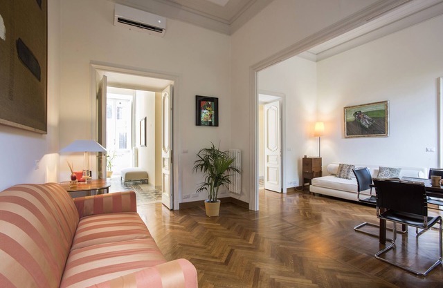 Wohnung Drei charmante Wohnung sehr komfortabel