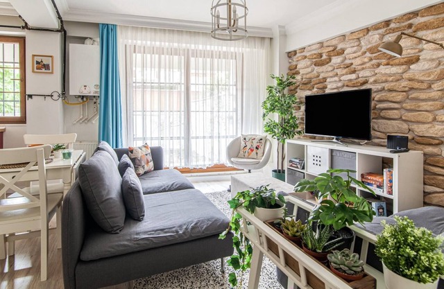 Flat with Backyard Close to Sapphire Shopping Mall