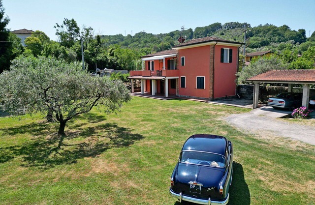 Flat with garden, terrace, wifi and a/c