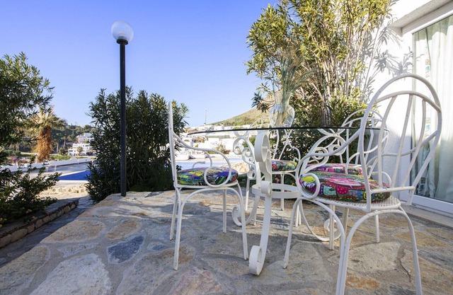Flat with Sea View, Pool and Terrace in Bodrum
