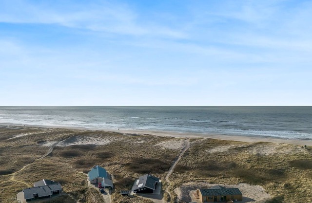 "Flepko" - 50m from the sea by Interhome