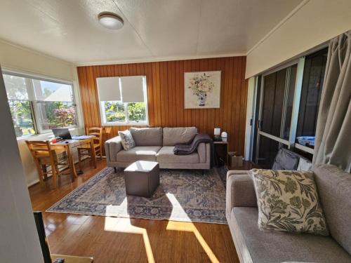 Fletcher Christian Apartments - Isabella Suites