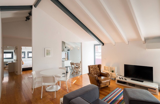 FLH Bairro Alto Balcony Flat