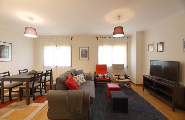 Gaia Valadares Comfy Apartment