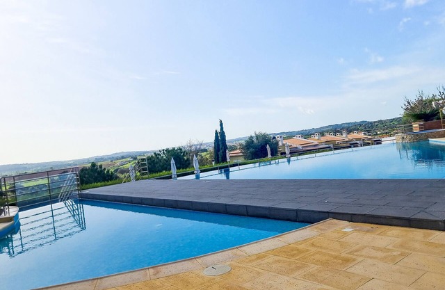 FLH Mexilhoeira Duplex with Terrace & Pool