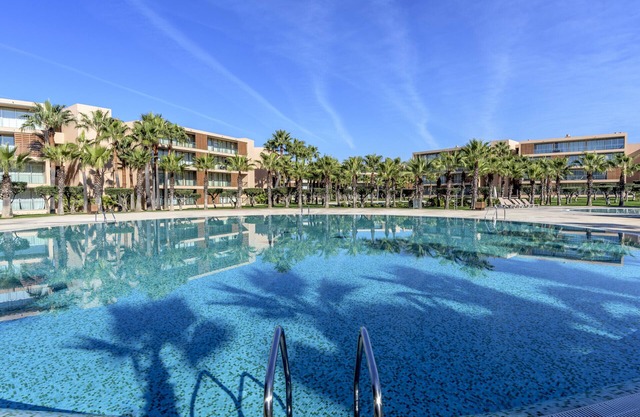 FLH Salgados Bright Apartment