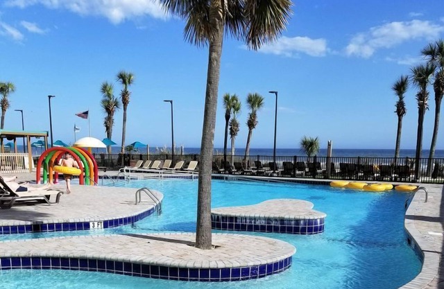 "Flip Flop Beachfront" ~ ¡Disfruta de la vista del millón de dólares! Cielo frente al mar