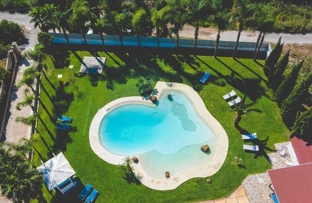 Flora Wohnung, in Casale Santuzza, mit Swimmingpool
