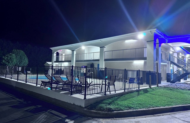 Florence Inn and Suites