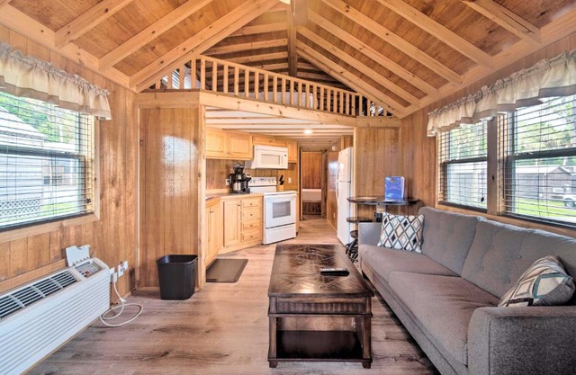 Florida Escape Unit 14 with Loft and Boat Dock!
