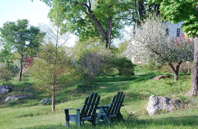 Flower Hill Farm Retreat Studio Mountain and Garden Views Clawfoot Tub.